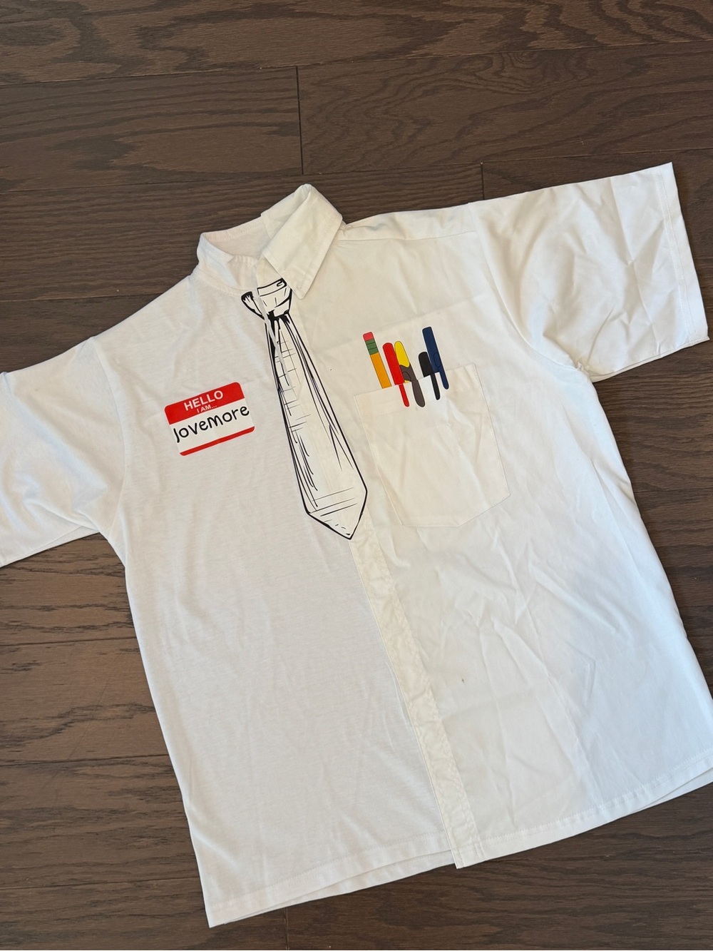 White Graphic Short-Sleeve Shirt with Tie and Pocket Printing